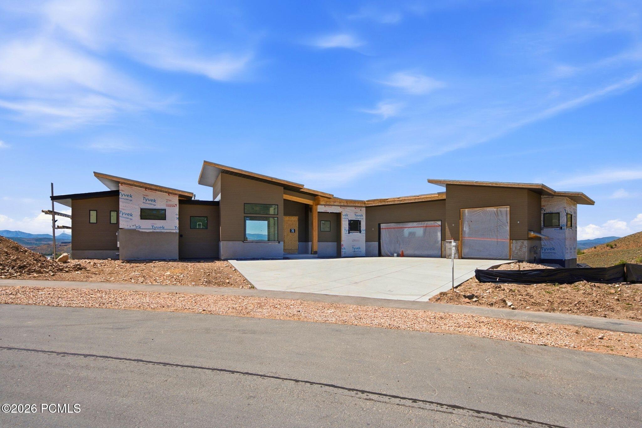 Beautiful New Construction in Foothills at Francis Gate