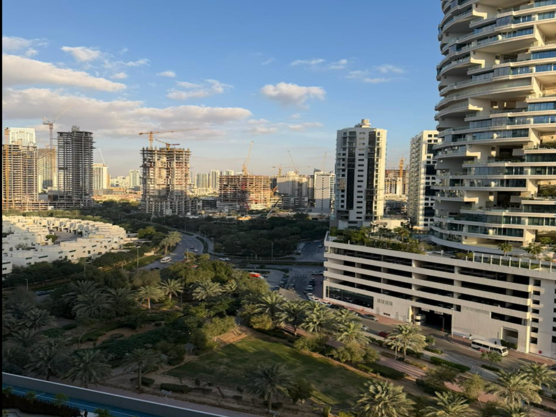 Luxury Apartment | Prime Location | Vacant