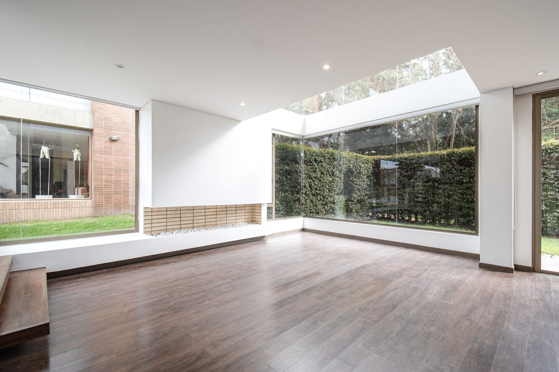 Espectacular casa con terraza en conjunto cerrado para venta en Torreladera