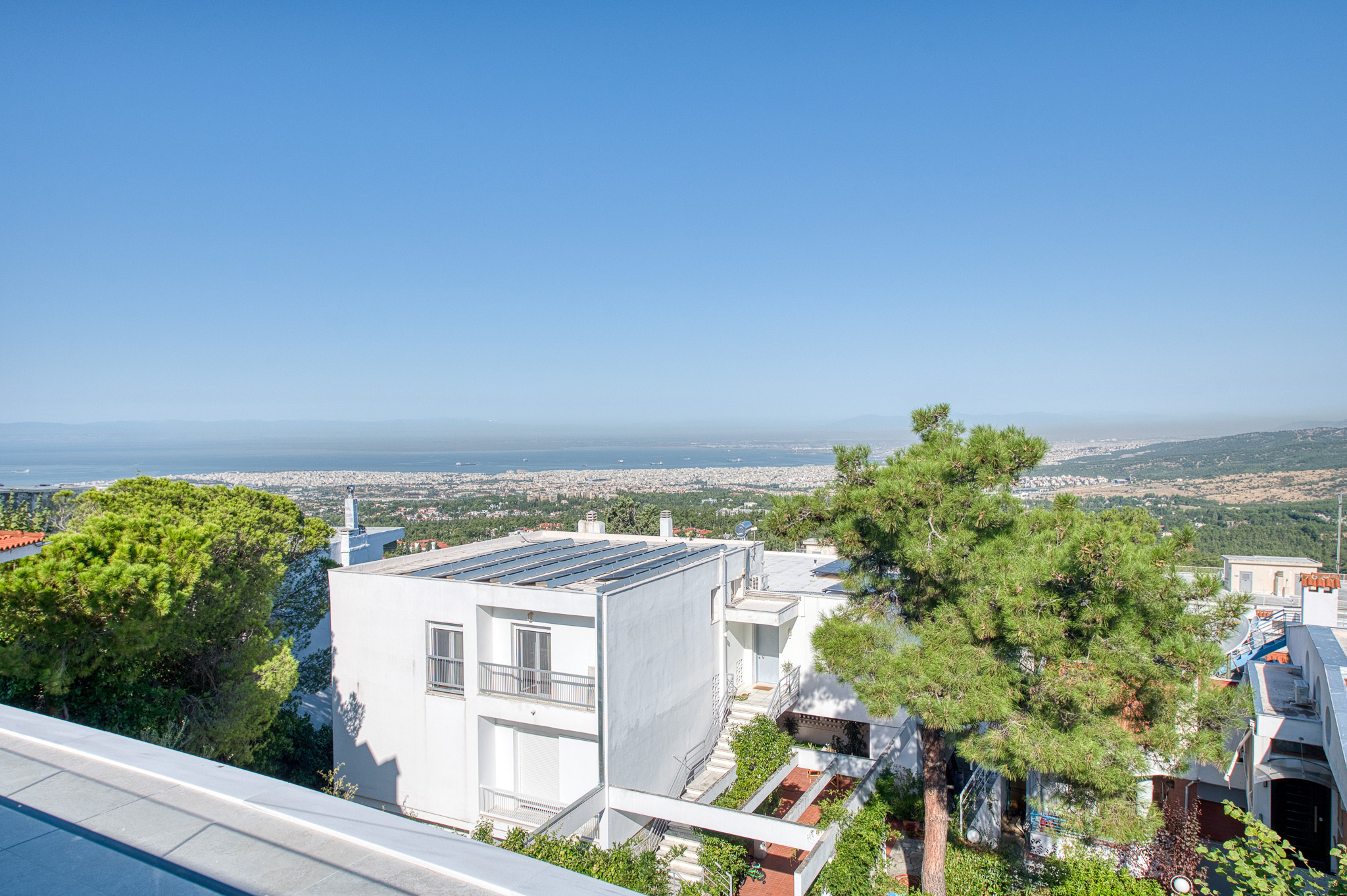 Elegant maisonette with panoramic view