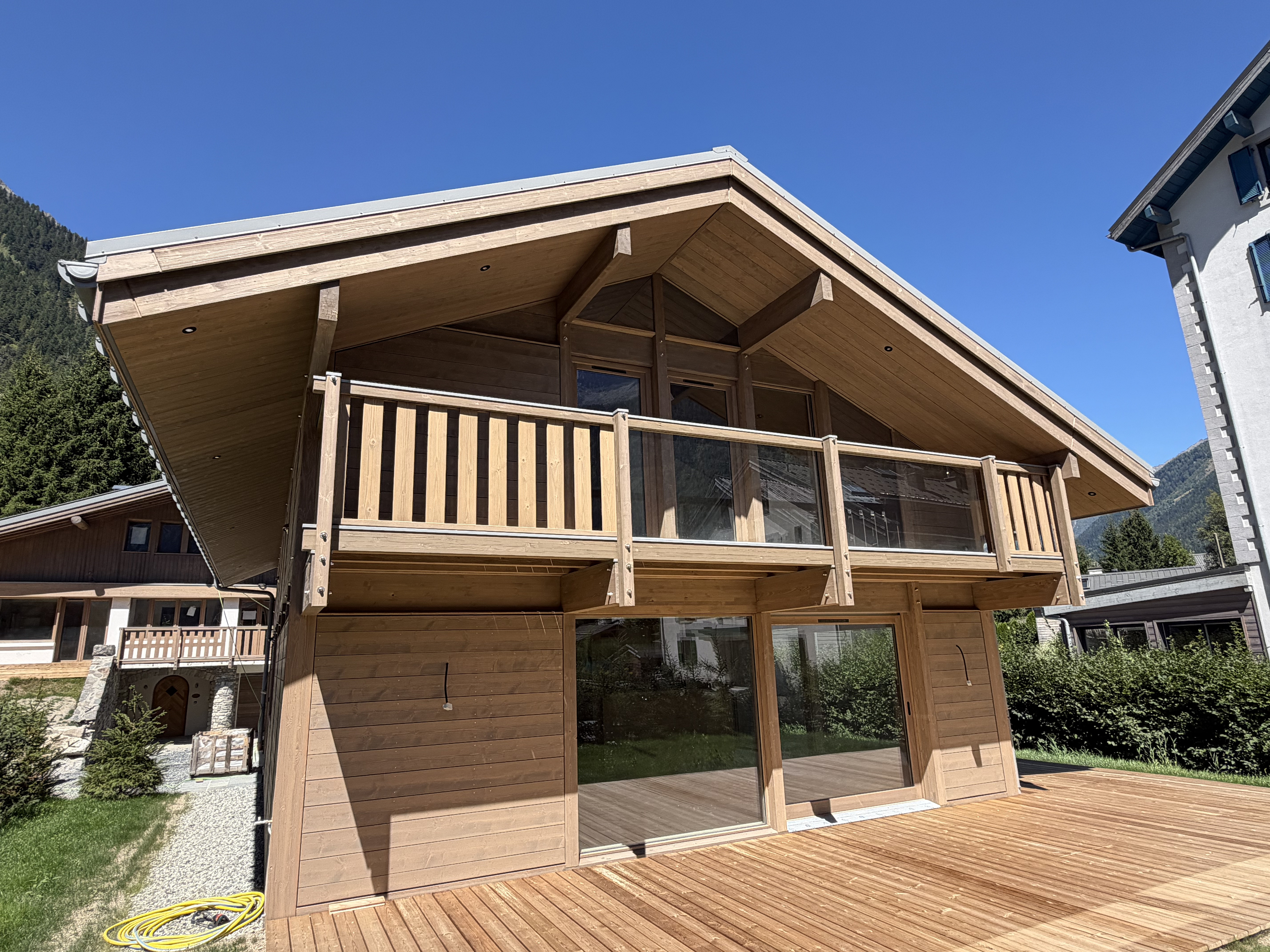 New chalet in the heart of Les Praz (Chalet B)
