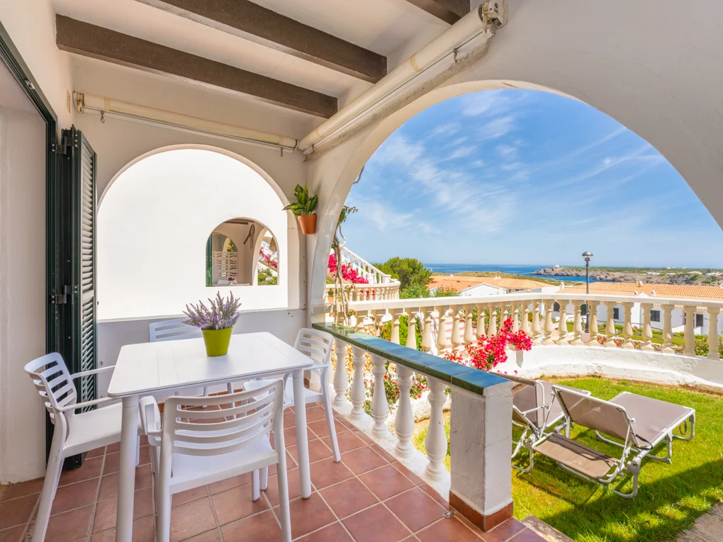 Alquiler vacacional - Coqueto apartamento con vistas al mar en Arenal d'en Castel, Menorca
