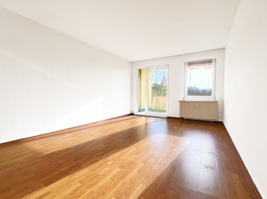 Stilvolle 2-Zimmer-Wohnung mit Fahrstuhl und Tiefgaragenplatz in ruhiger Wohnlage