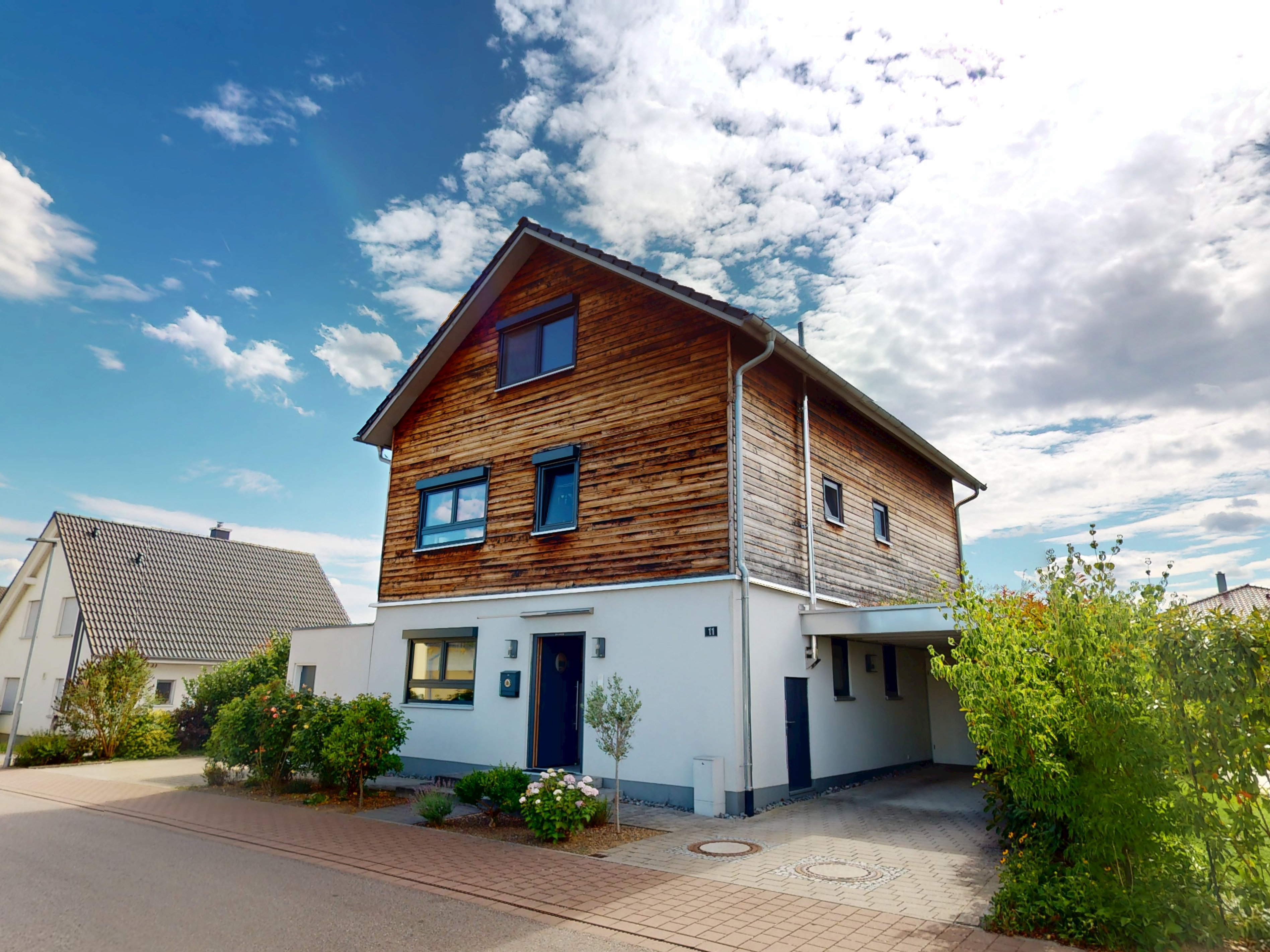 Exklusives Öko-Zweifamilienhaus mit großem Garten in Renchen-Ulm