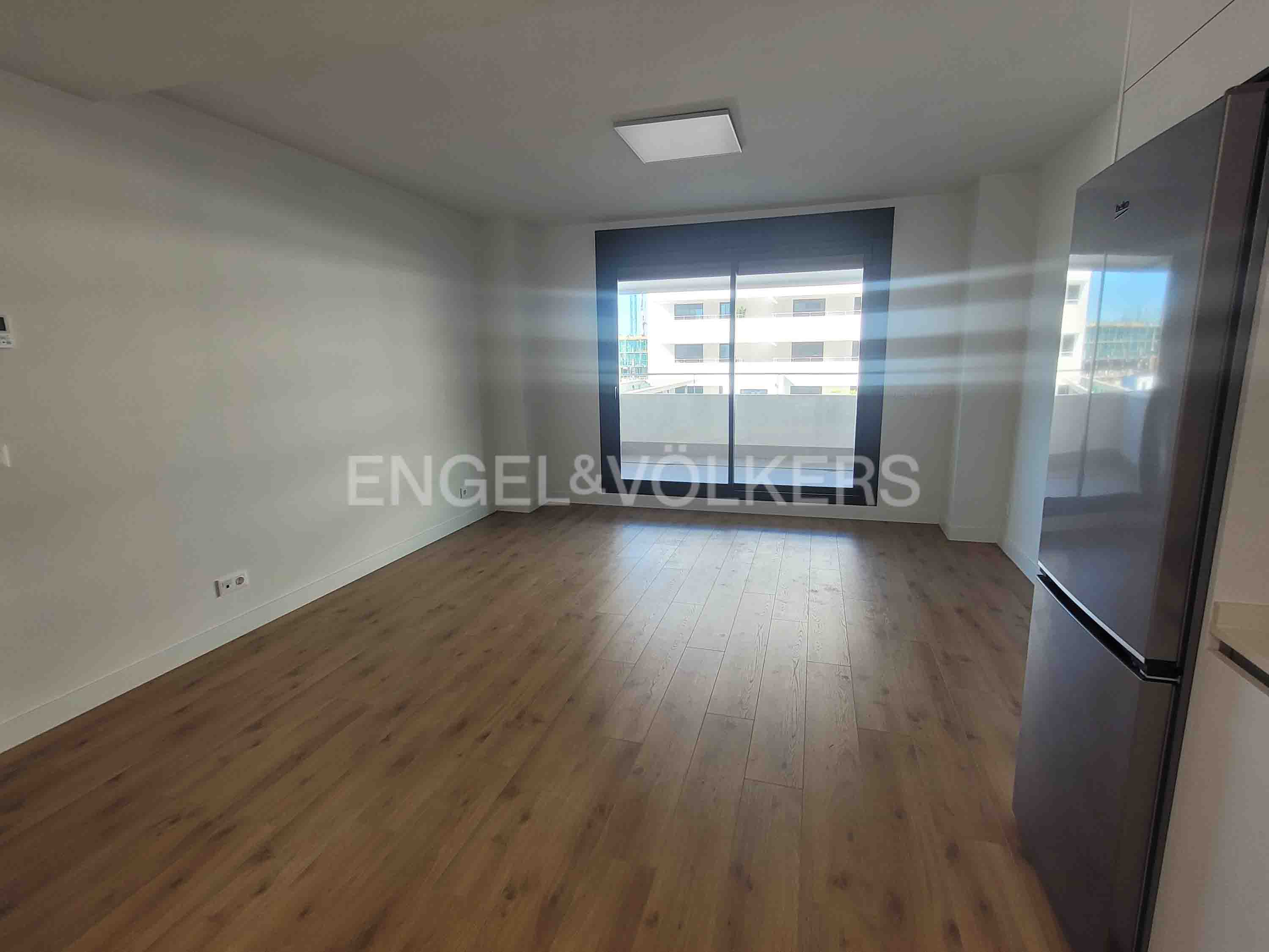 MAGNIFICENT NEW APARTMENT with terrace