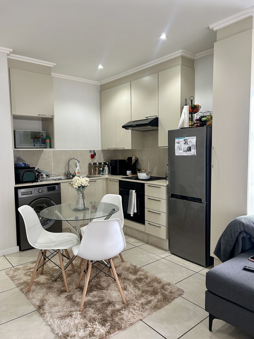 Charming Bachelor Apartment in Craigavon