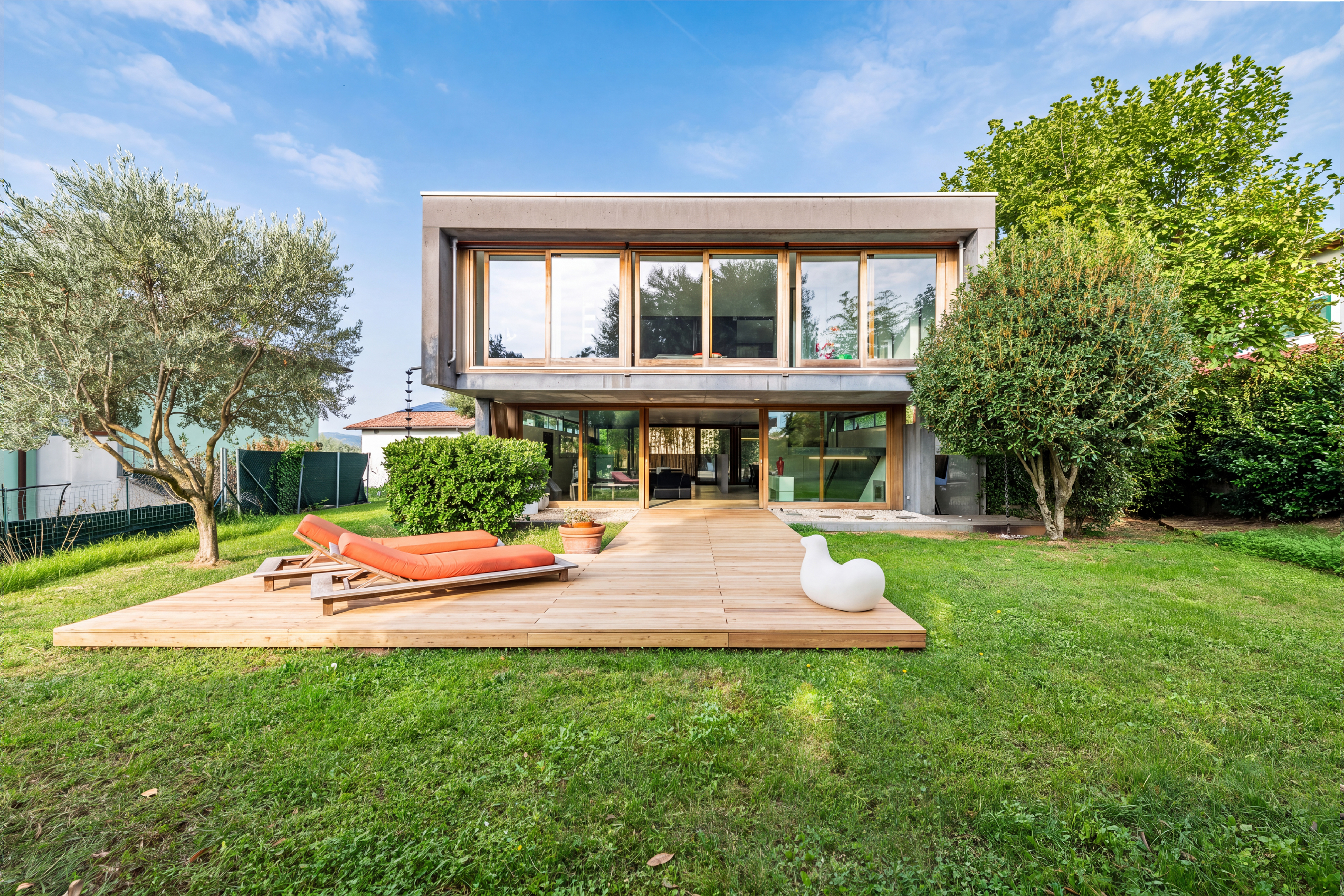 Designvilla von Architekt Gianola [KI-modifiziert]
