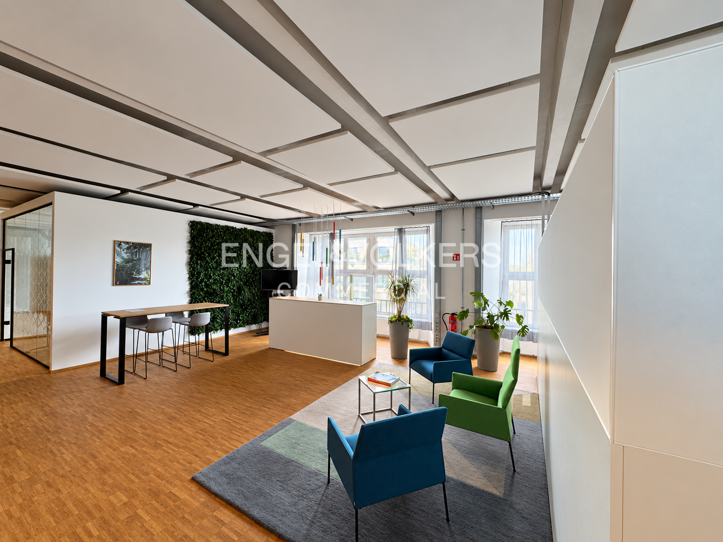Zentrale Lage, charmantes Büroloft