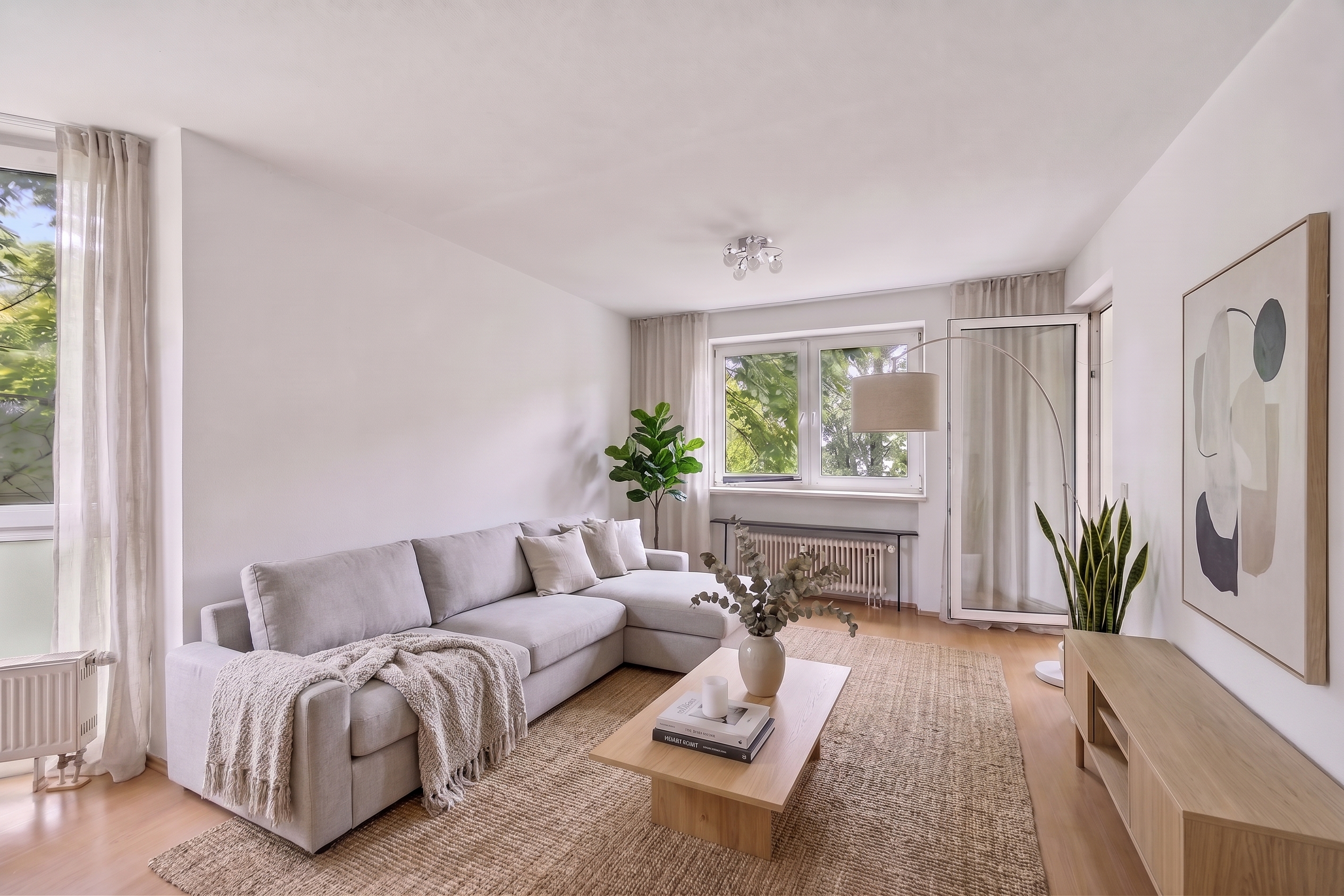 Ruhig gelegene 2-Zimmer-Wohnung mit Loggia und Blick ins Grüne