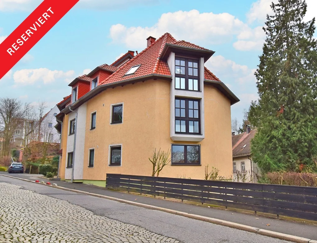 Maisonette-Wohnung in Mainnähe mit Schlossblick!