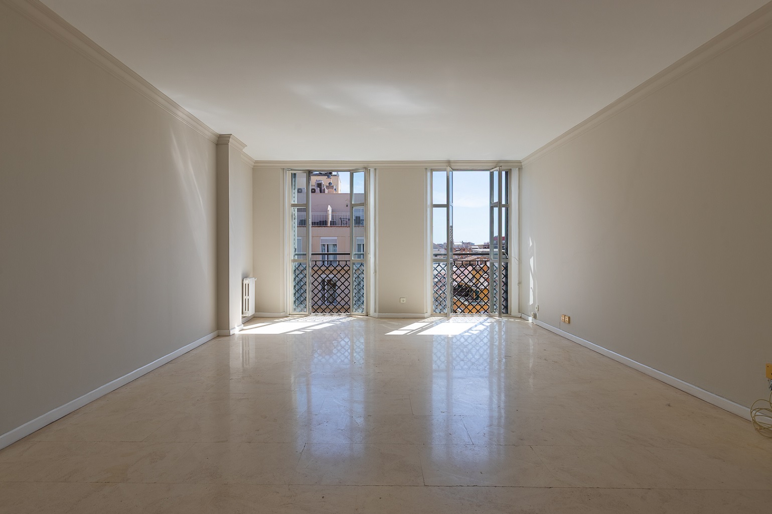 Large four-bedroom apartment in Soho