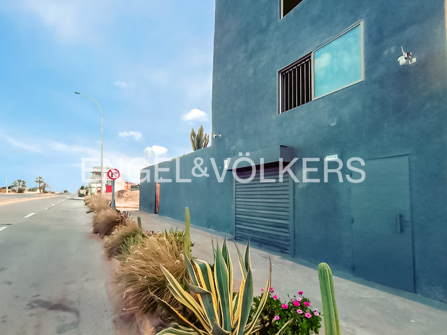 Venta Casa + Edificio 4 Pisos Inversión Frente al Mar