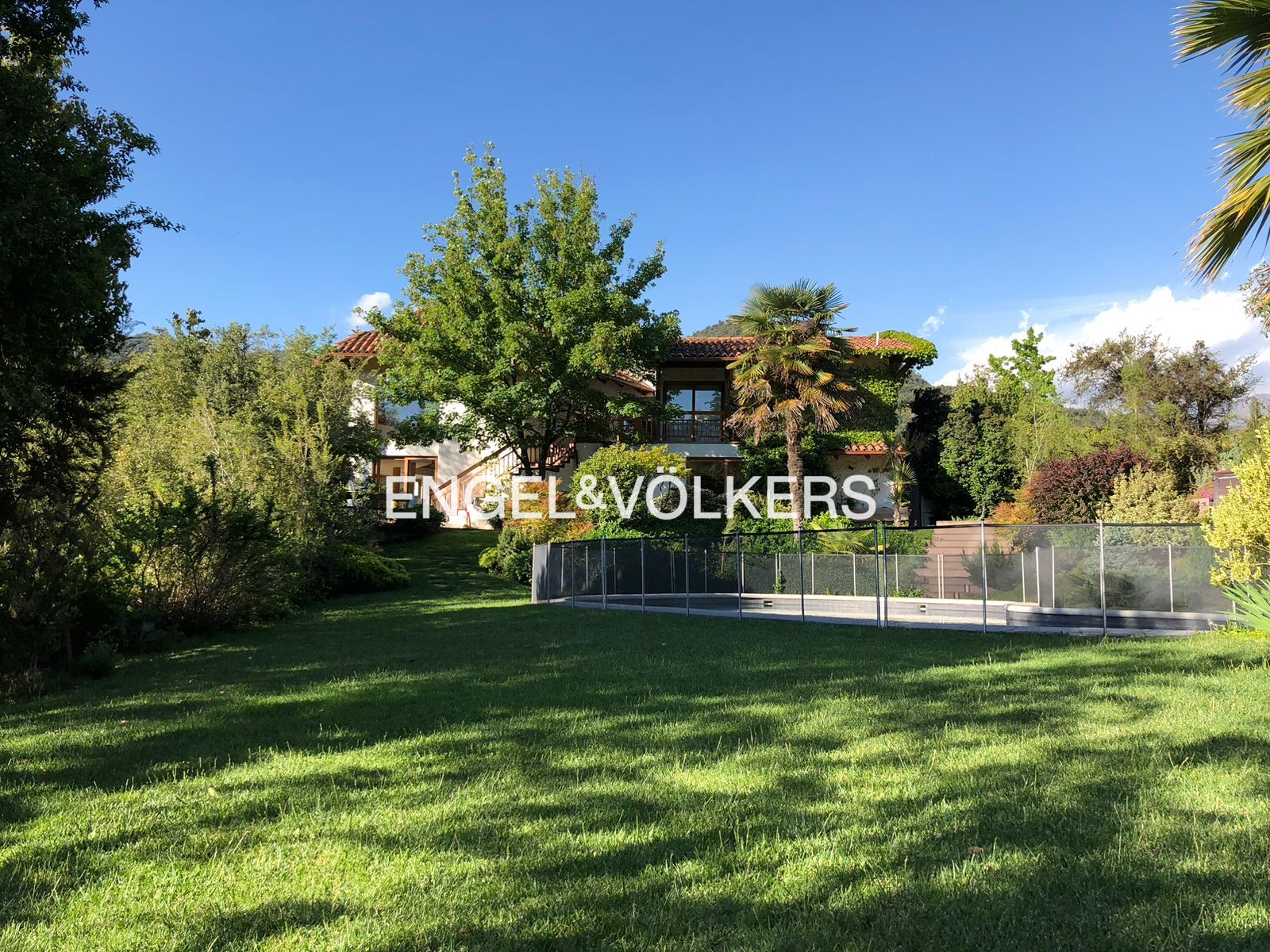 En condominio remodelada con vista inmejorable