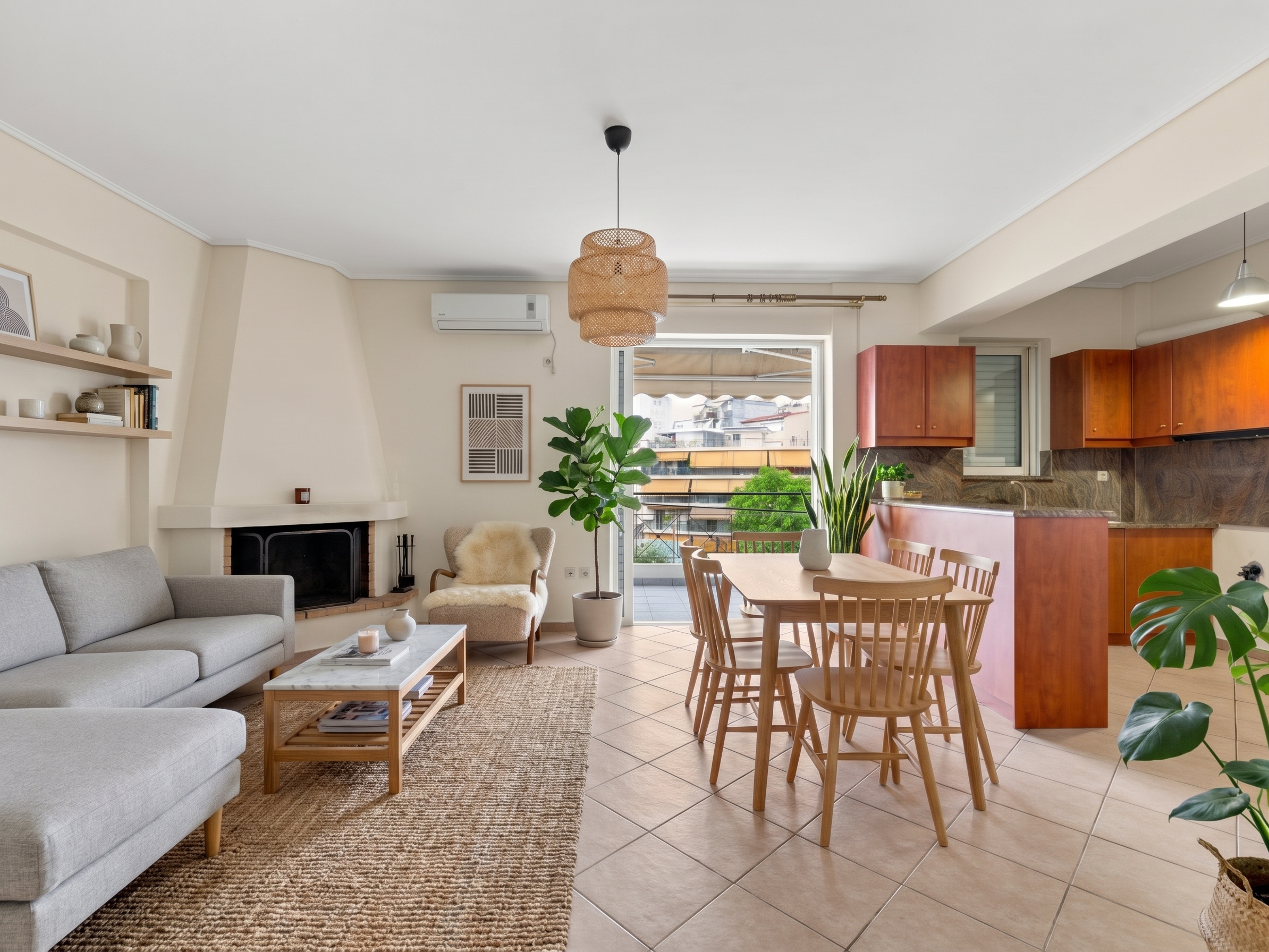 Bright 2-bedroom apartment with Parking [AI-modified]