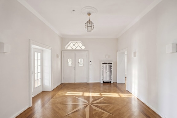 Heritage-listed elegance in a prestigious location