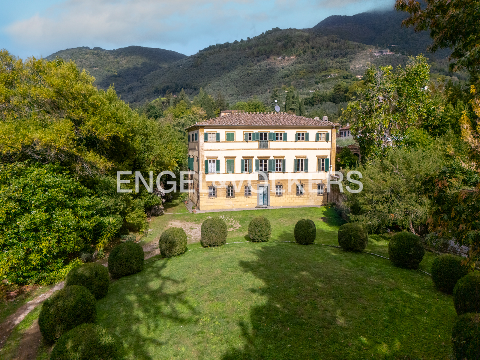Historic Residence in the Hills of Camaiore