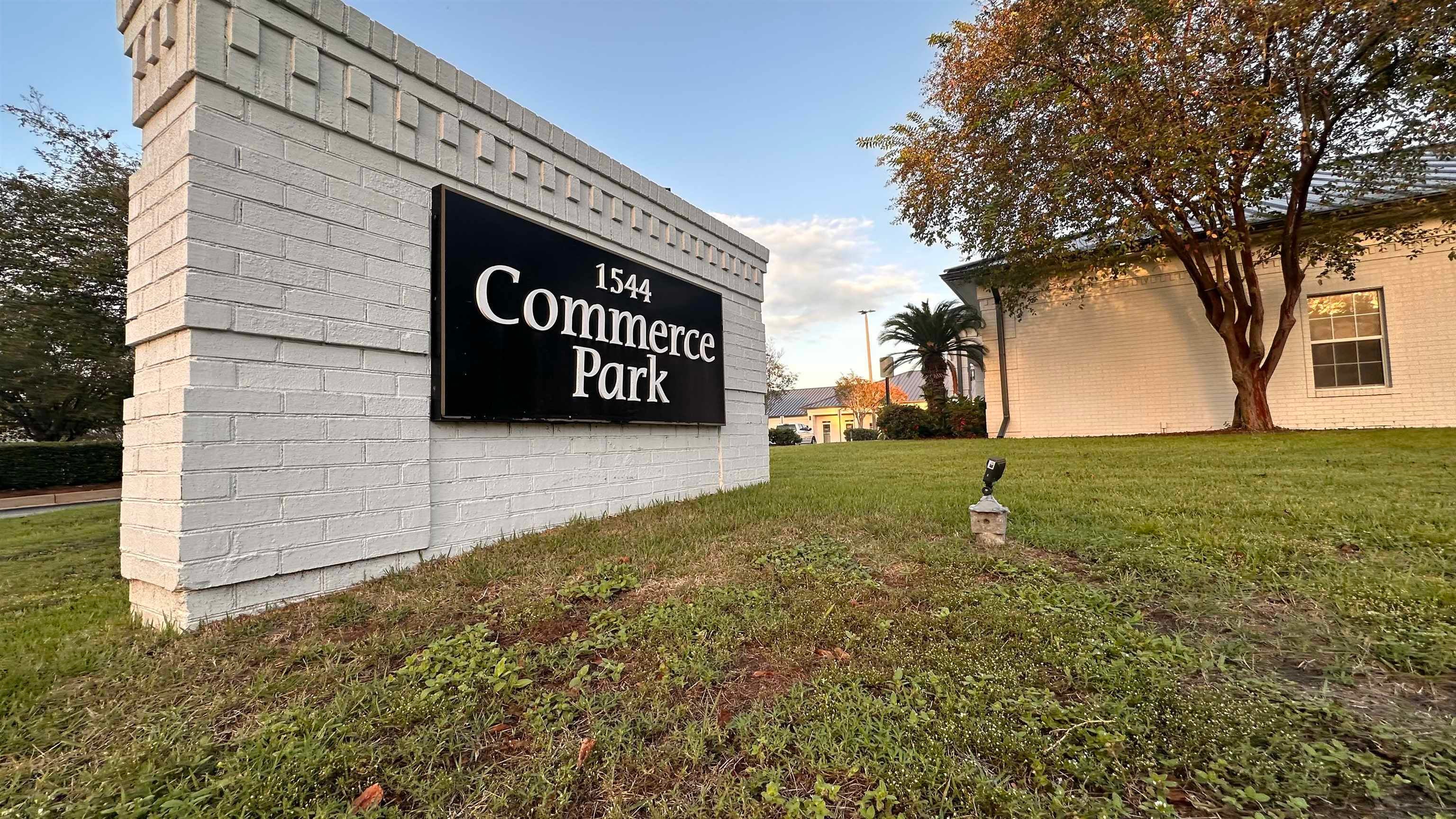 Prime Gulf Shores Office Suite with Parking