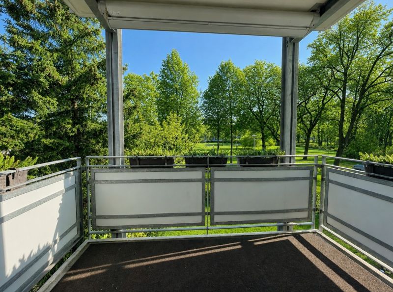 3-Zimmer-Wohnung mit Parkblick, Balkon und Tiefgaragenstellplatz in Leipzig-Nord