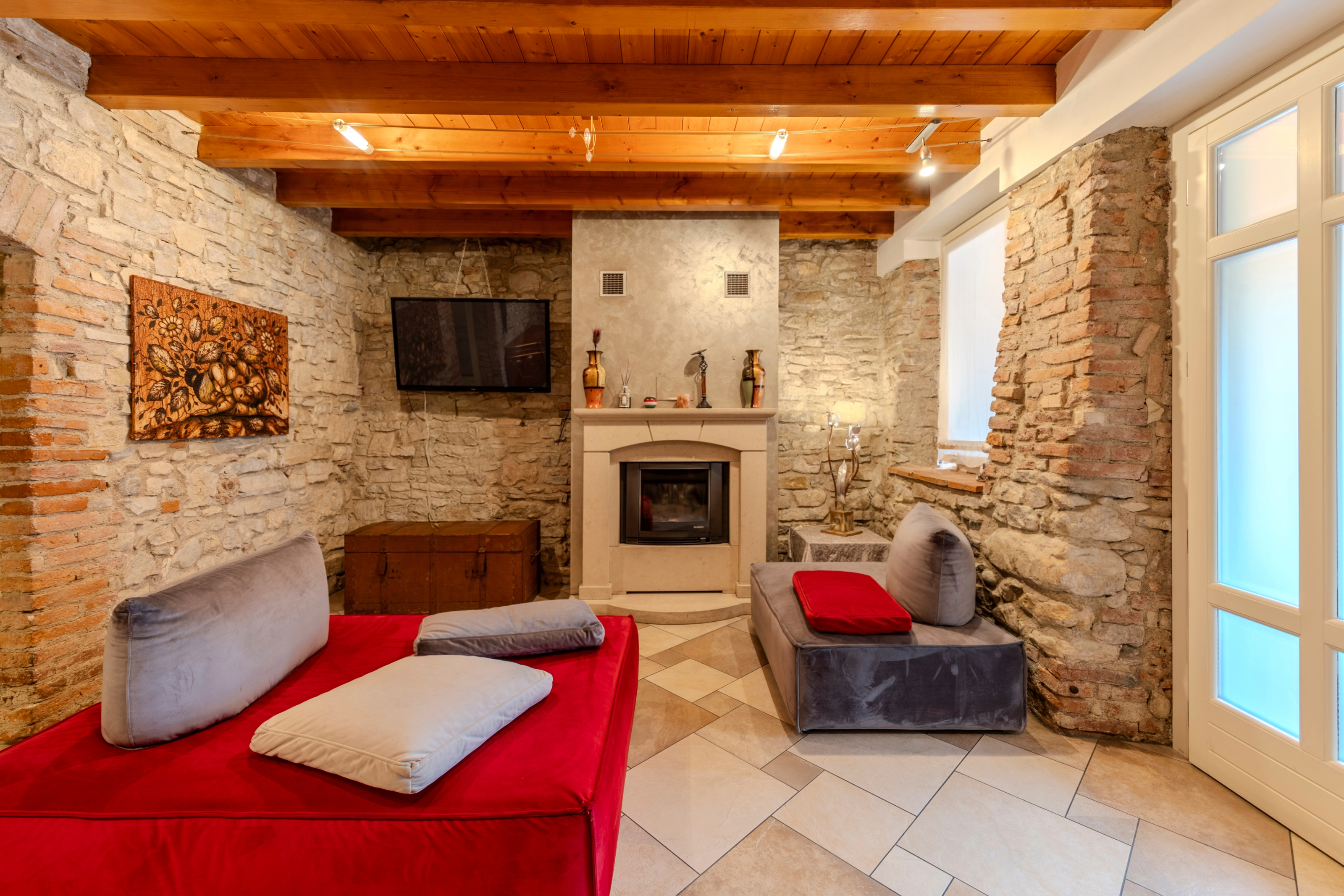 Residence with private courtyard in central Gussago