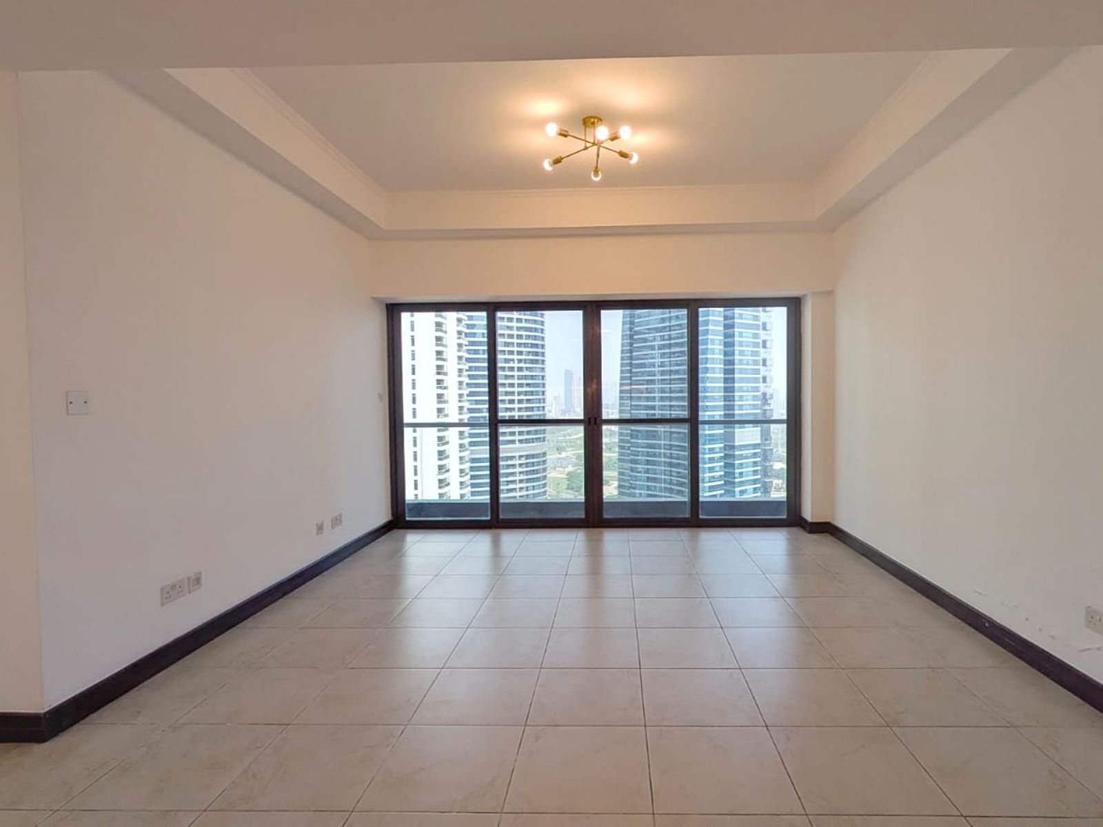 Lake view | High Floor | Refurbished