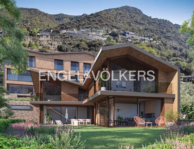 Luxury house with panoramic views