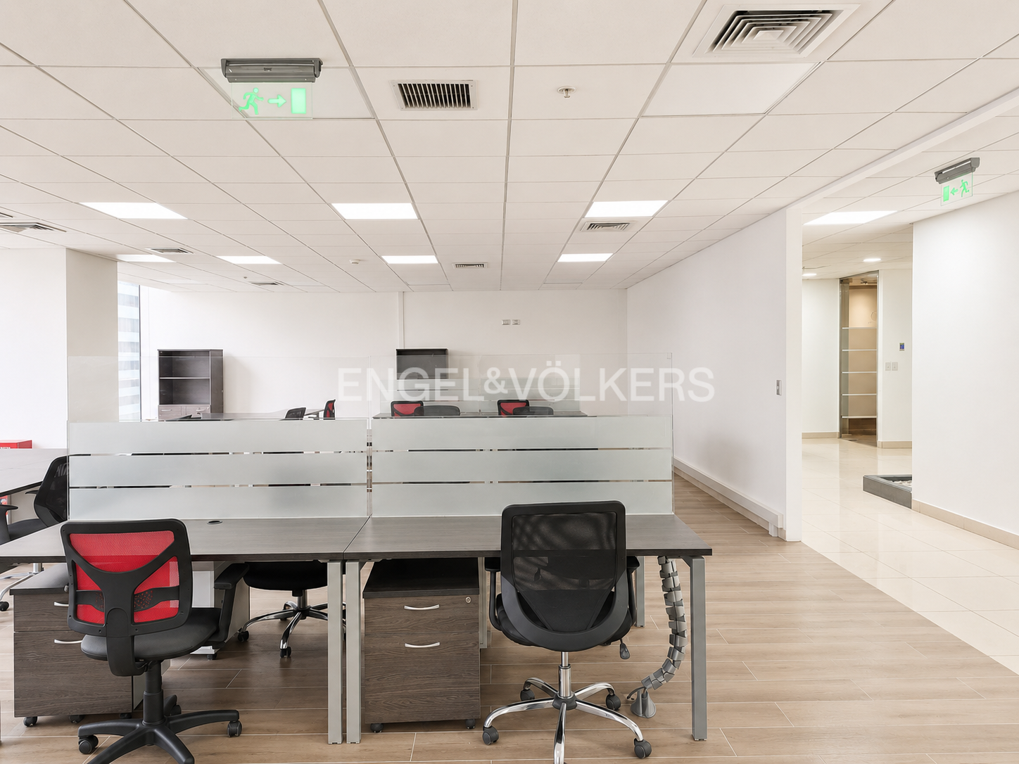 Oficina en arriendo amoblada Rosario Norte 210 m2
