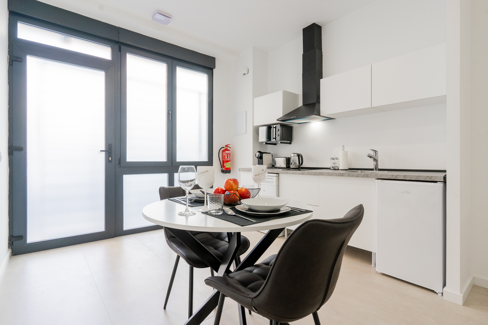 Profitable investment property with active tourist license