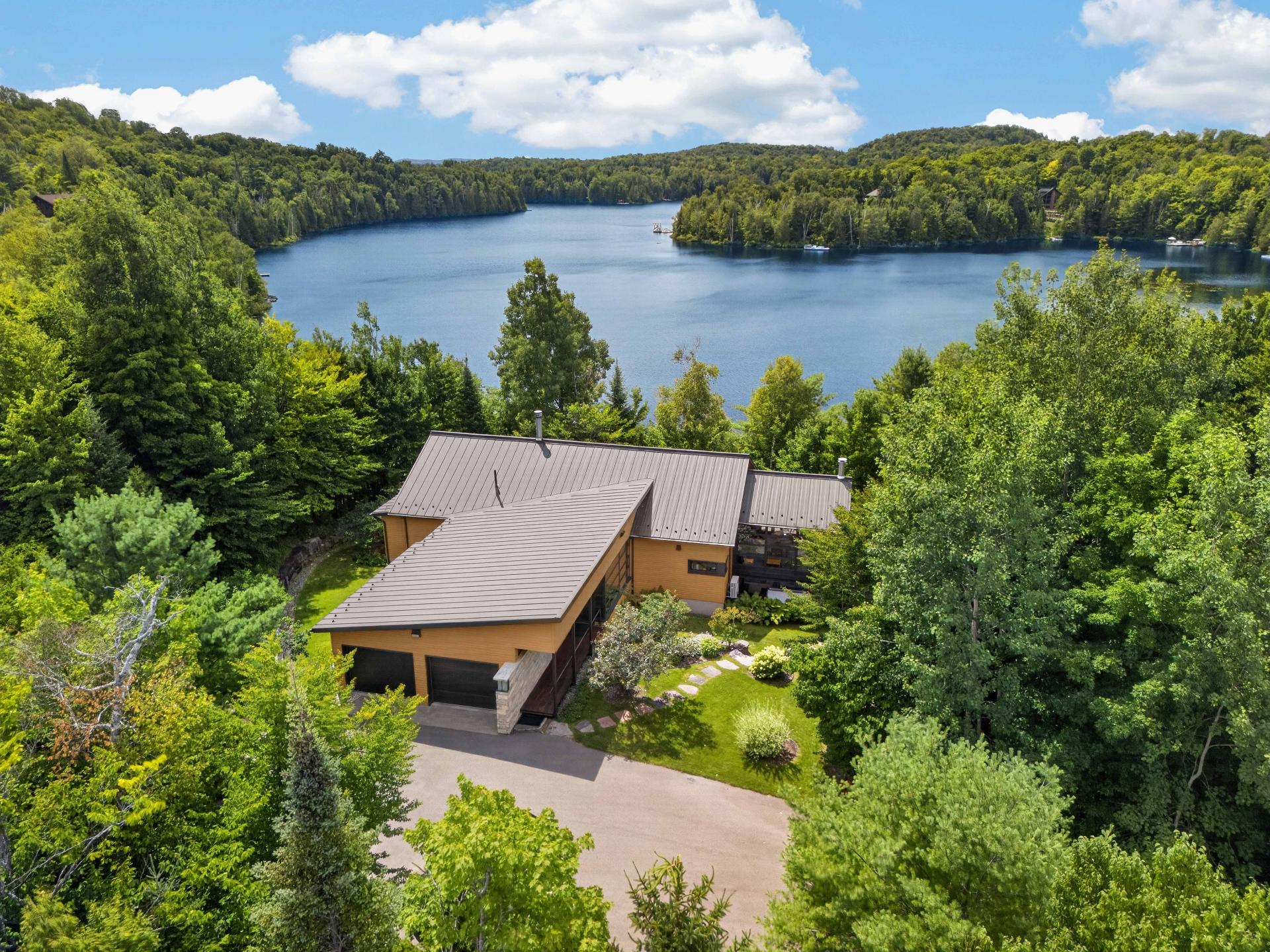 Art of living in this exceptional property