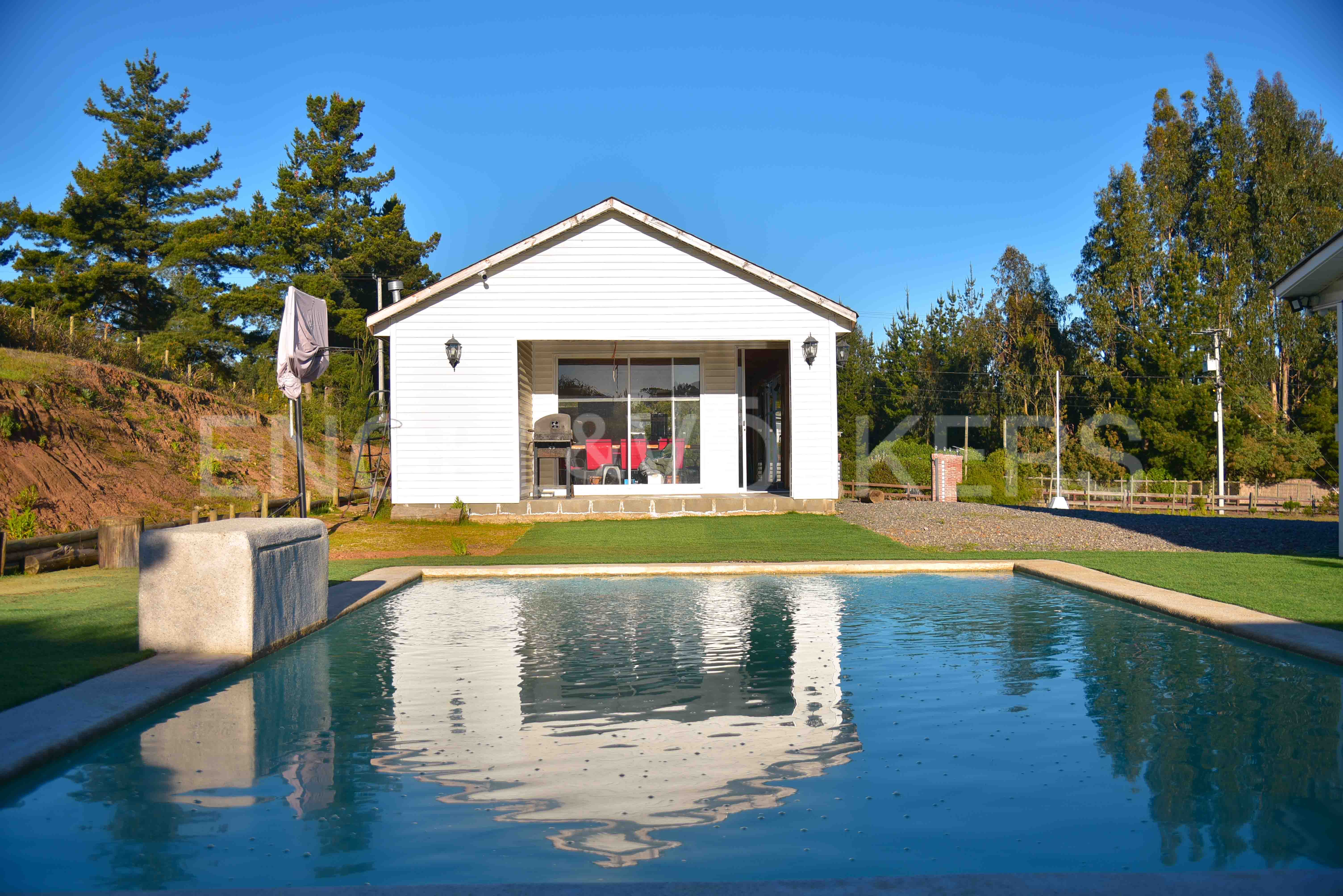 Casa 3D 2B en condominio, Algarrobo Sur · 217 m2 construidos y 5.250 m2 de terreno