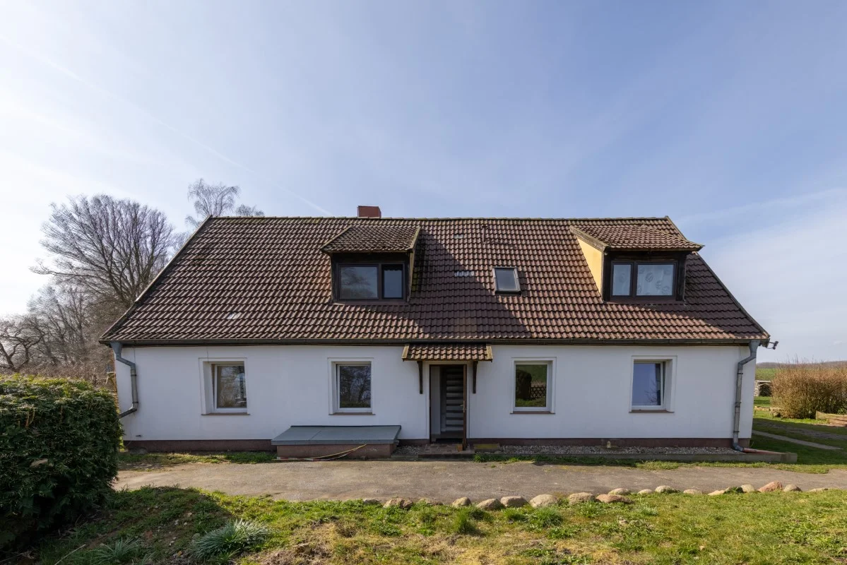 Haus mit großem Grundstück in Kasnevitz auf Rügen