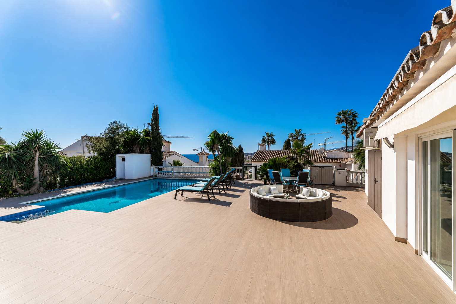 Gran Chalet con vistas al mar en El Chaparral