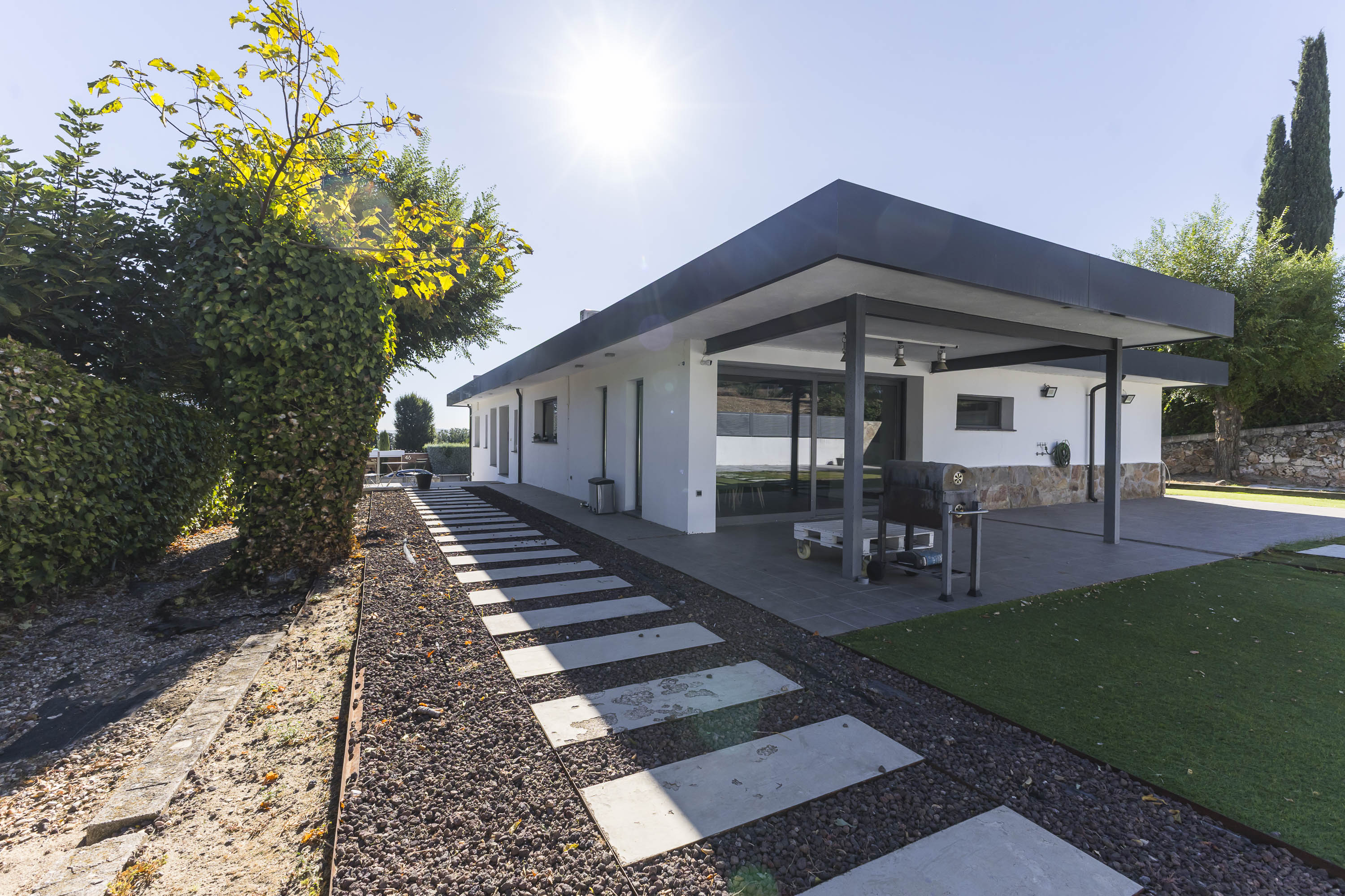 Avant-garde Detached Chalet in Los Berrocales del Jarama, Paracuellos de Jarama