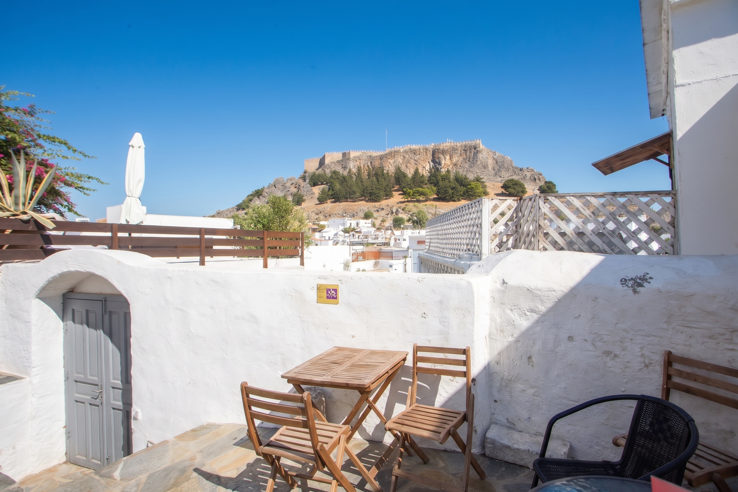 Renovated 1-bedroom apartment in the heart of Lindos