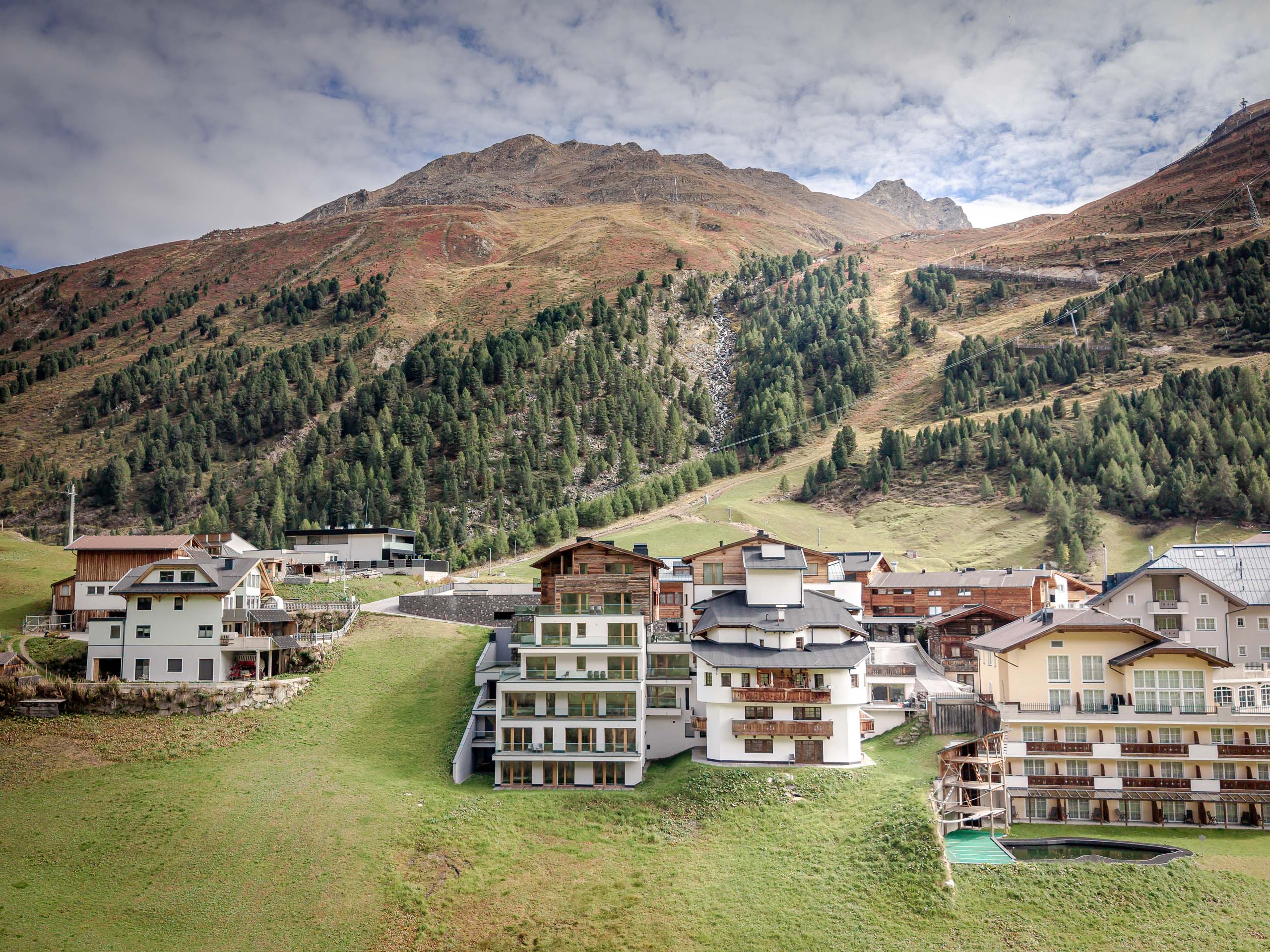 A high-Alpine experience as an investment