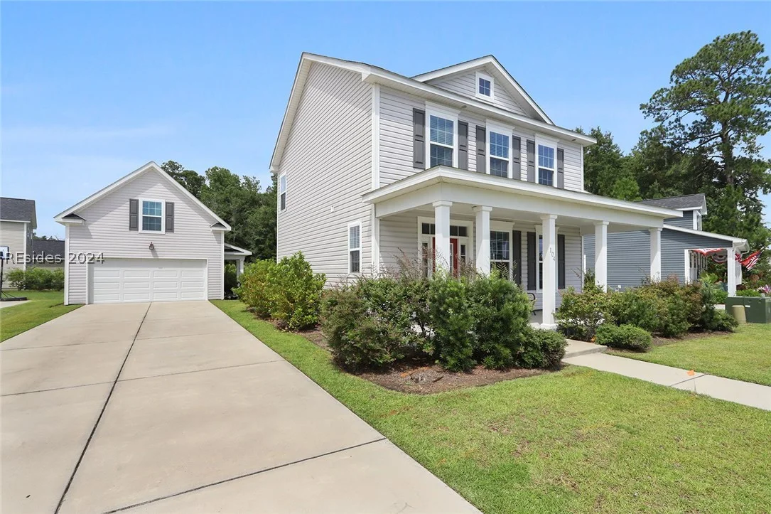 Highly Desirable Bluffton Park Home with Studio Apartment