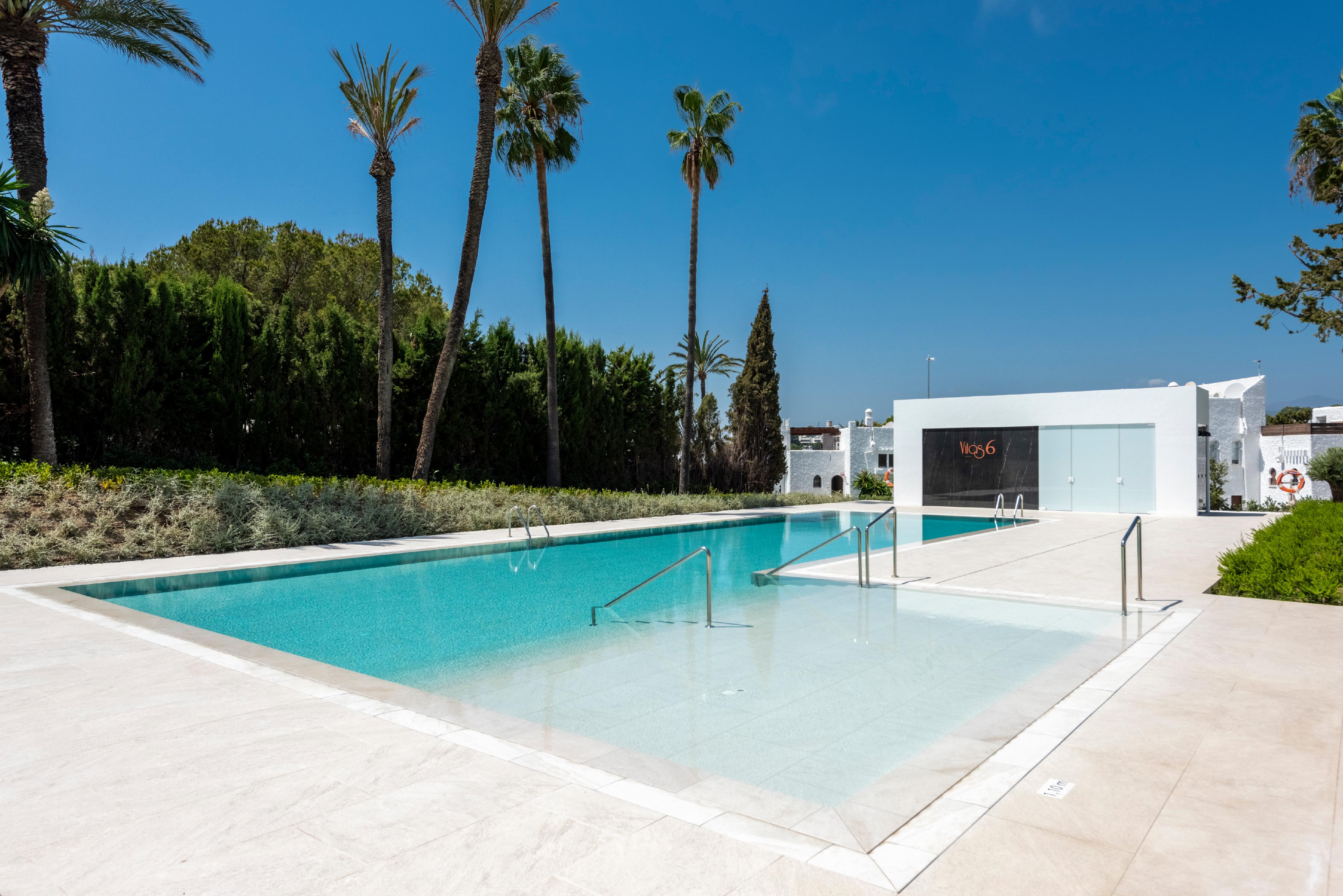 Villa in Atalaya de Río Verde - Nueva Andalucia