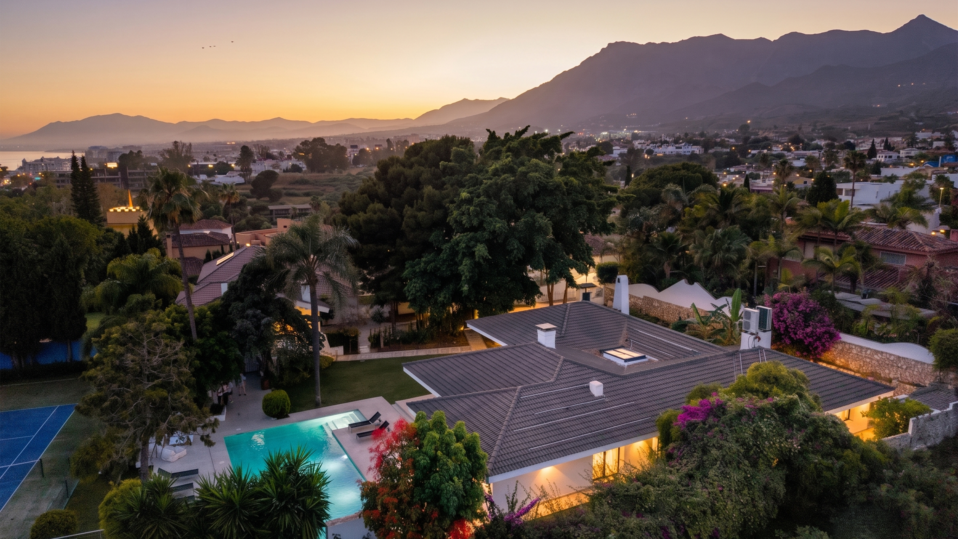 Exclusive Villa with Private Tennis Court Next to Four Seasons Resort