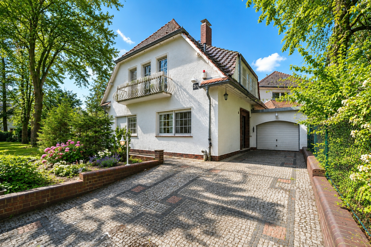 Ihr Traum vom Wohnen in Dahlem – Charakterhaus mit großem Garten und einzigartigem Entwicklungspotenzial