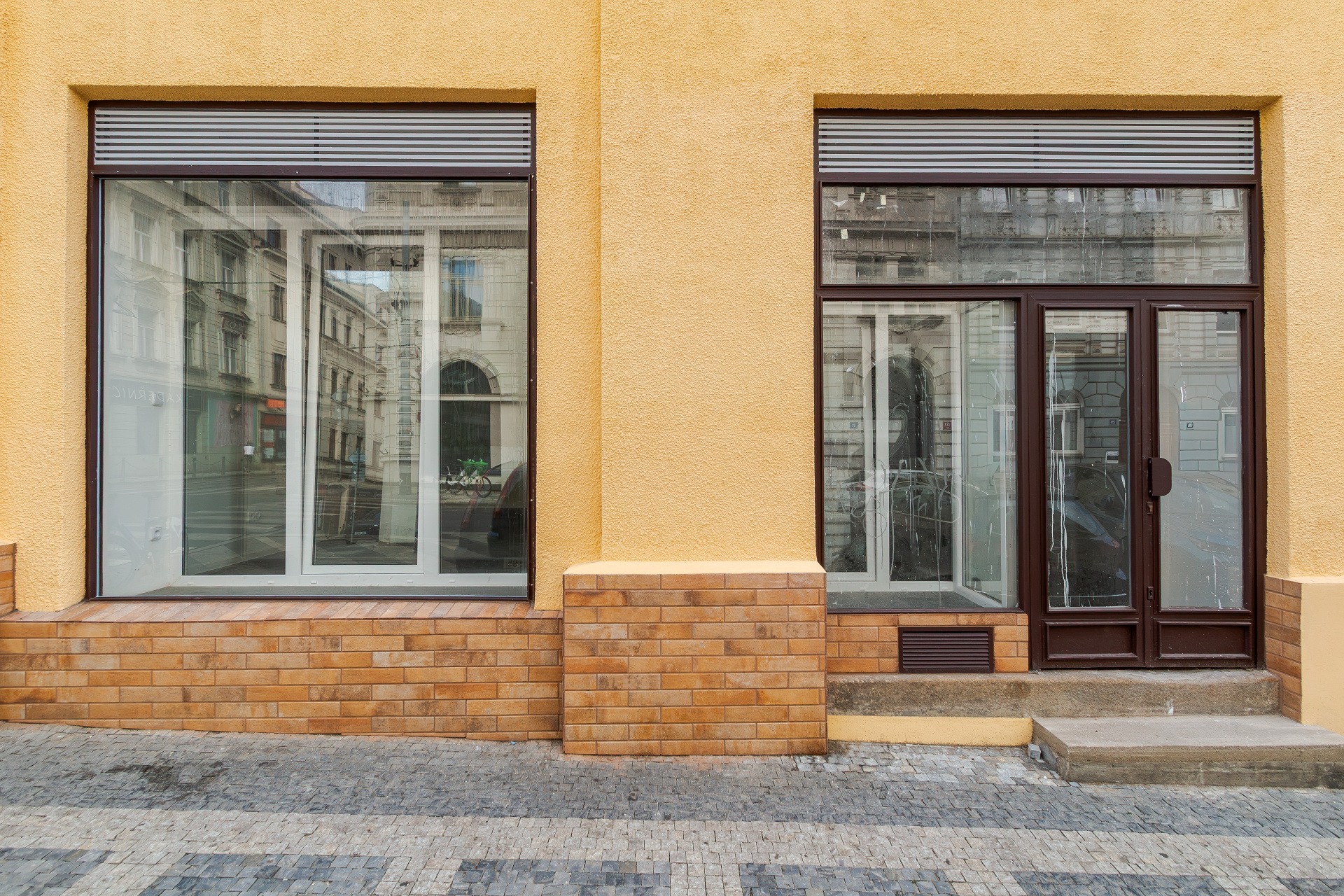 Retail space for rent a 48 m²
