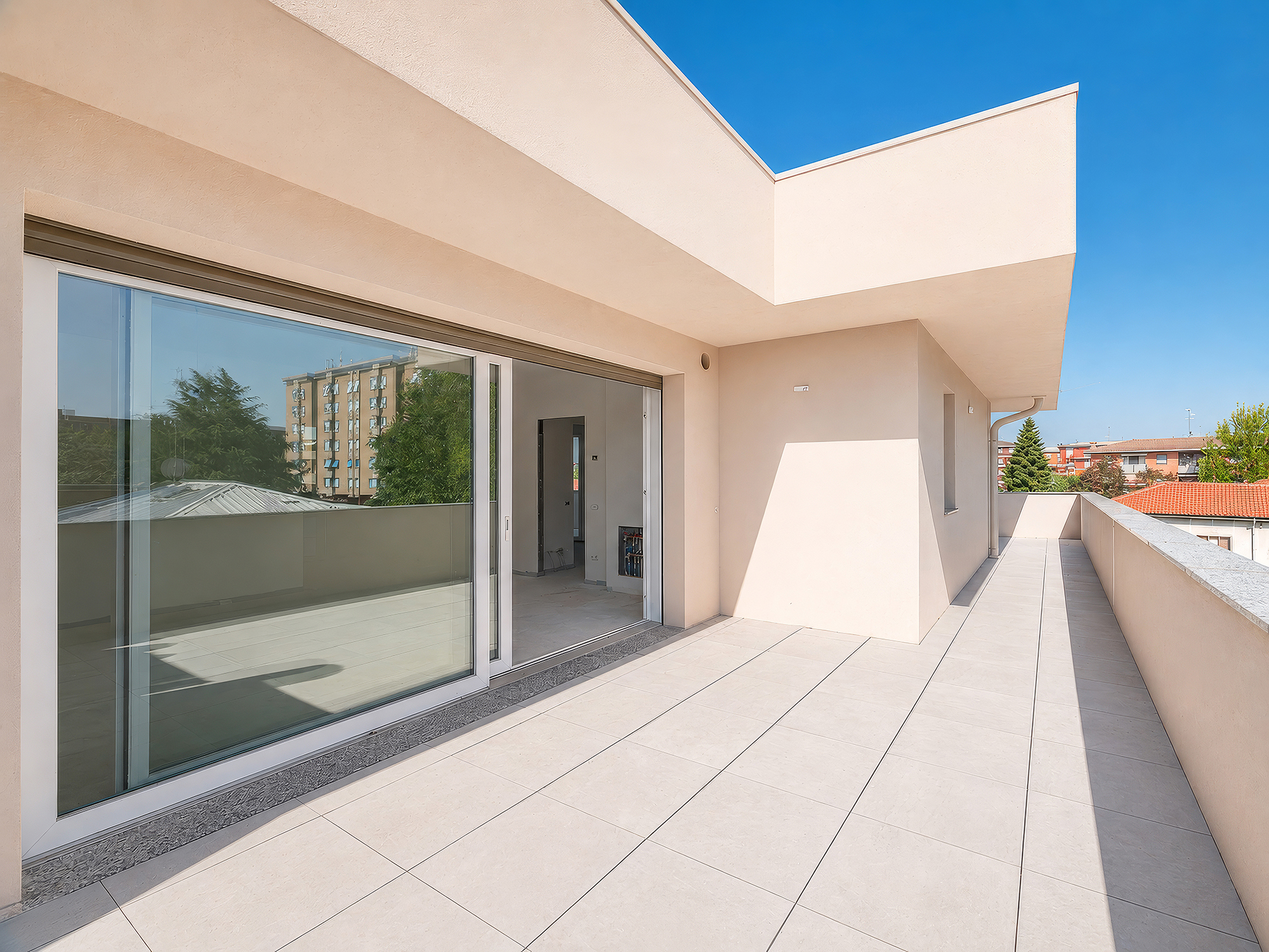 Solaro 54 – Exclusive penthouse with a 68 sqm terrace and balcony