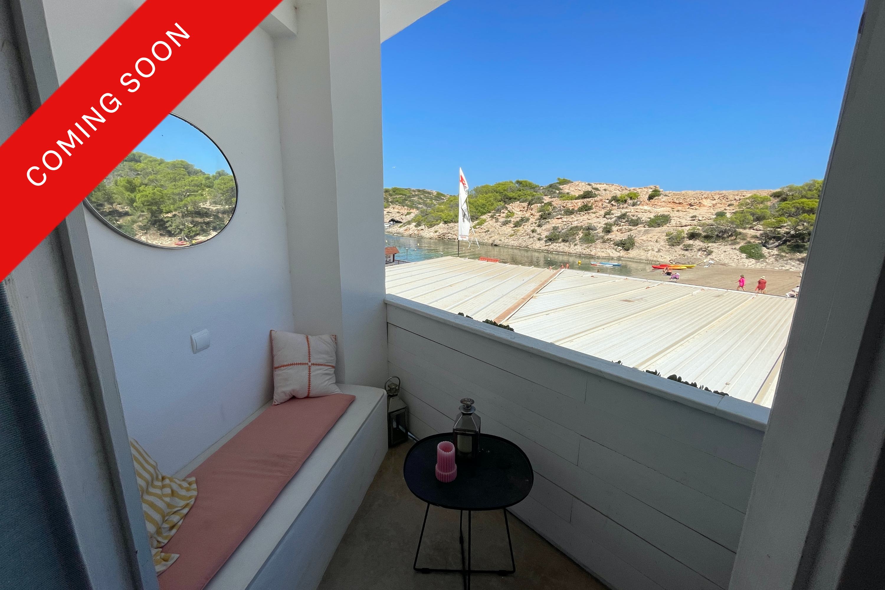Charming studio in beachfront location