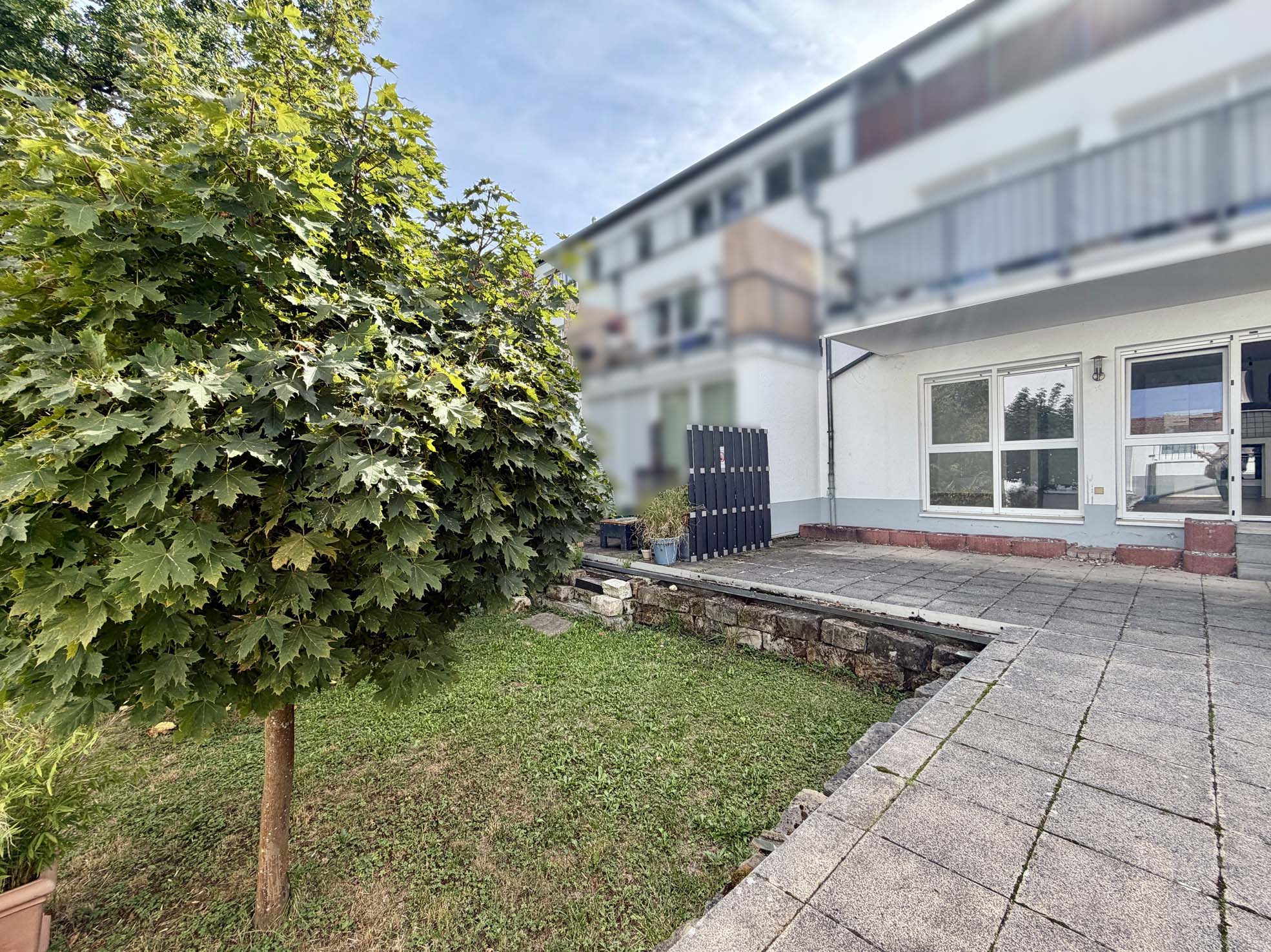 Attraktive 2-Zimmer Gartengeschosswohnung mit TG-Stellplatz auf dem Heilsberg