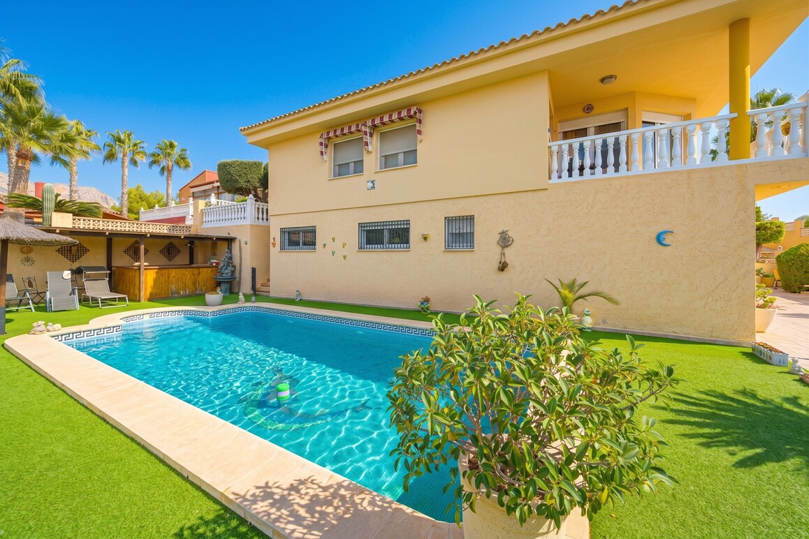 Beautiful villa with fantastic views