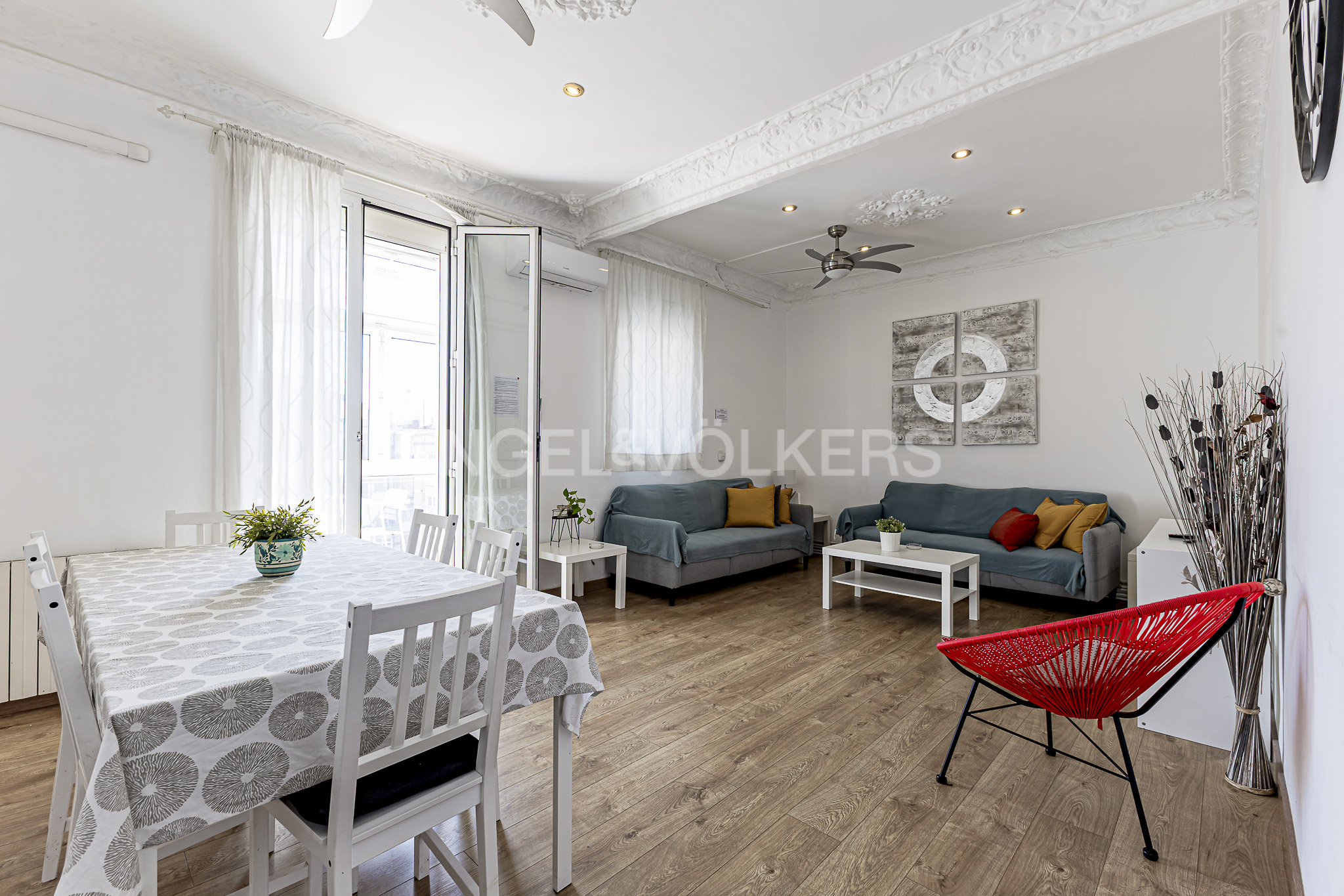 Bright Exclusive Apartment in the Heart of Eixample Esquerra