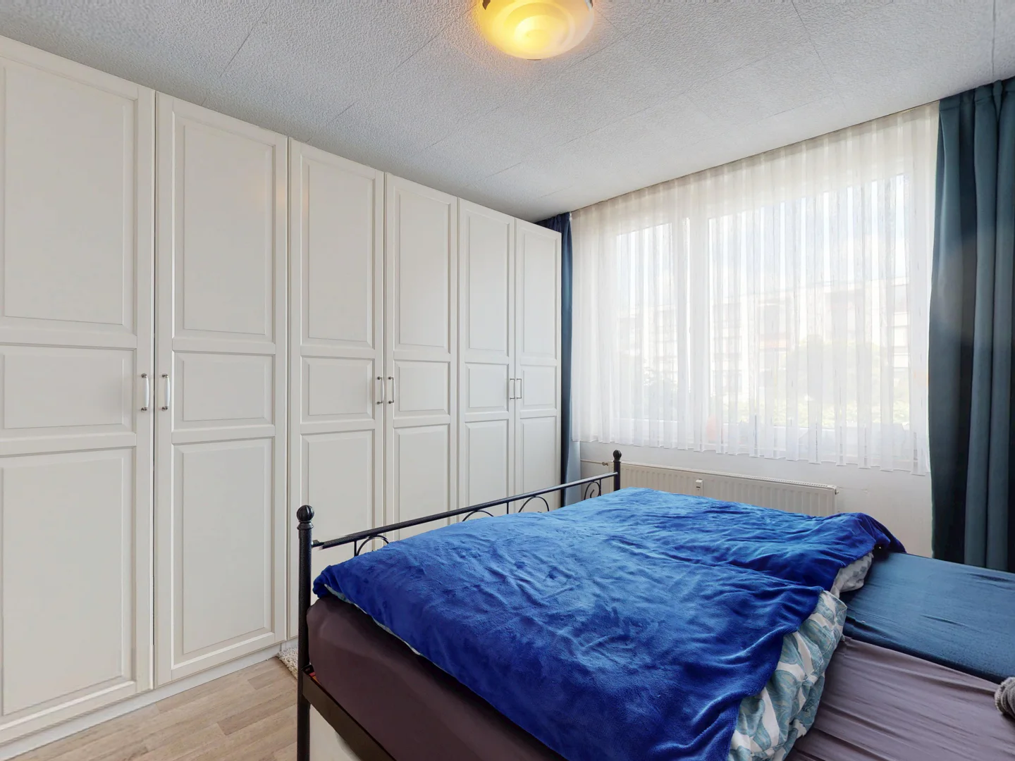 Fischeln! Erdgeschosswohnung mit Loggia und Stellplatz in gepflegtem Mehrfamilienhaus - Photo 3