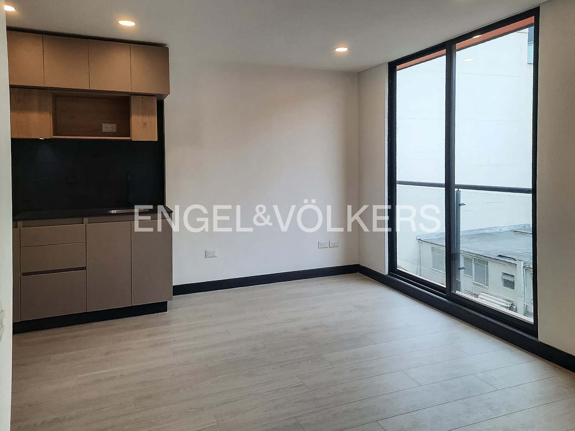 Apartamento con balcón para venta en Santa Bárbara