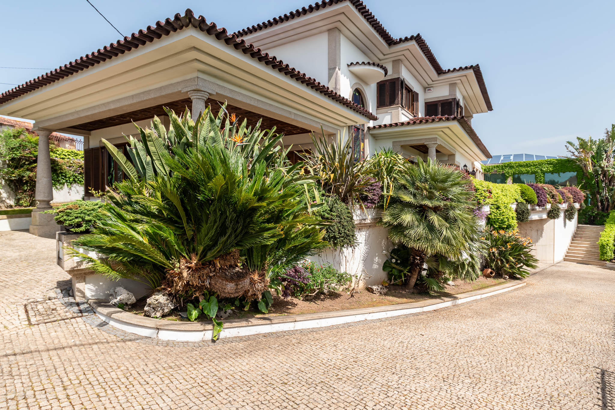 Villa with Indoor Pool and Garden in Ribeirão, Vila Nova de Famalicão, Northern Portugal