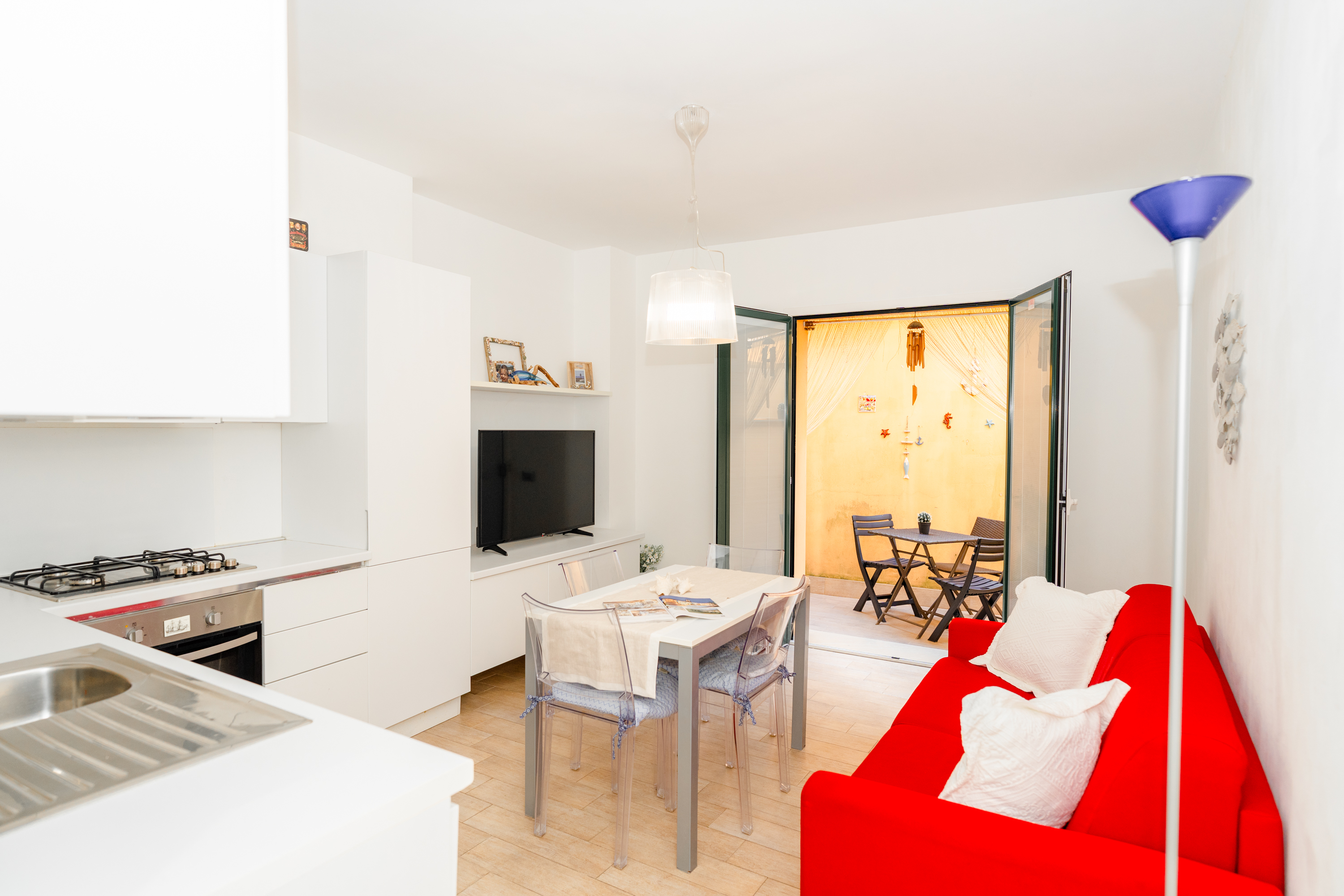 Apartment nur wenige Schritte vom Meer entfernt, mit exklusivem privatem Innenhof