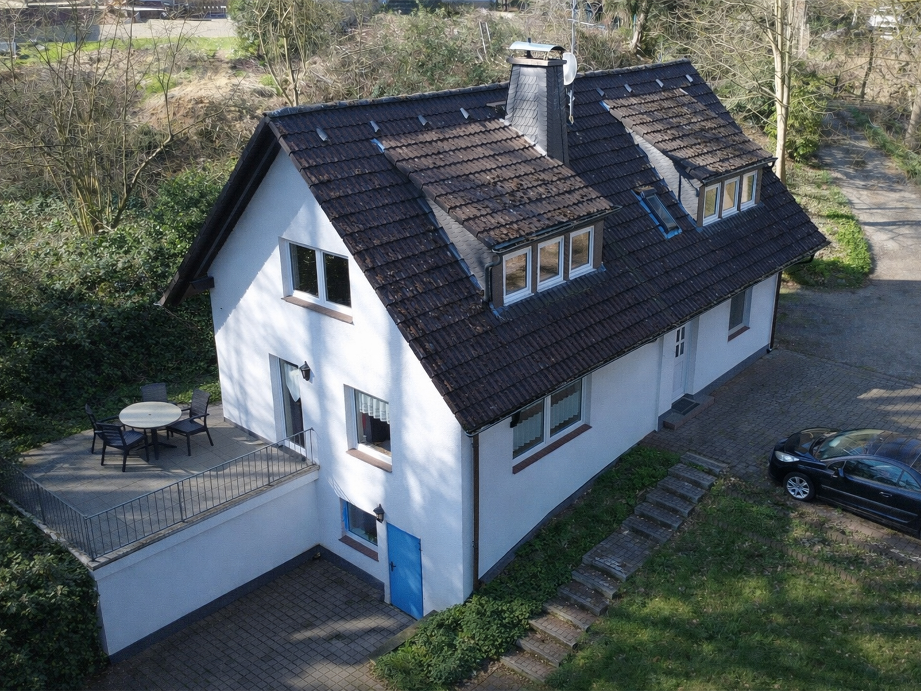 Vermietetes Haus im Grünen, idyllisch gelegen und umgeben von Wald und Wiesen