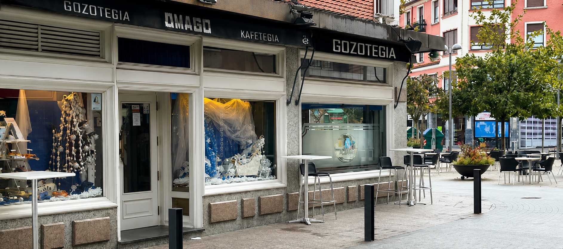 A historic hospitality venue in the heart of Gernika. Over 550 m² in an exceptional location to launch your next major project.